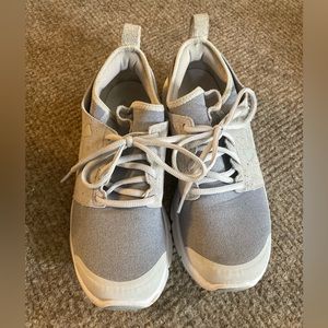 Under Armour Walking/Running Shoes